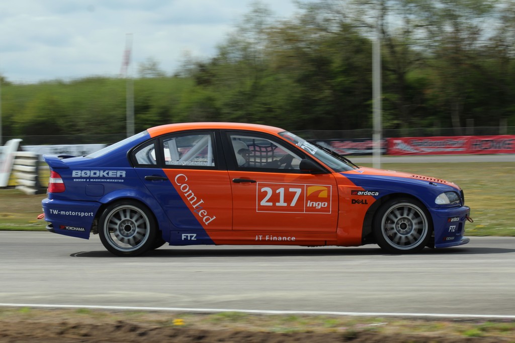 Tom Jørgensen (217) er tilbage med helt nye farver på raceren, men viser præcis samme fart, som var tæt på at give ham både Yokohama SuperCup 200 og Oldboystitlen i 2021 sæsonen
(Foto: JJ Media)